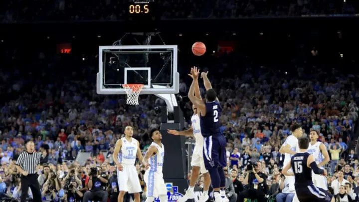Pressure Minutes Reveal True Leaders